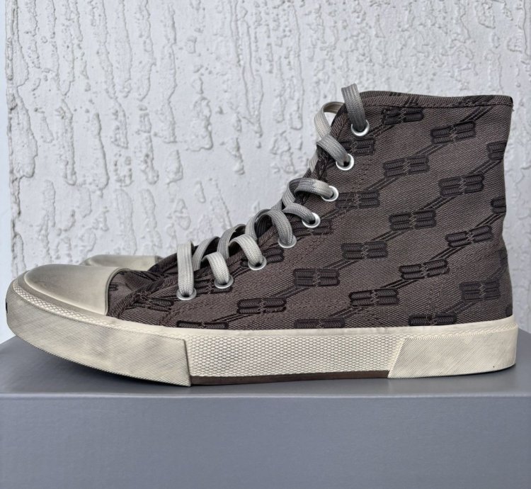 Balenciaga Paris Sneakers