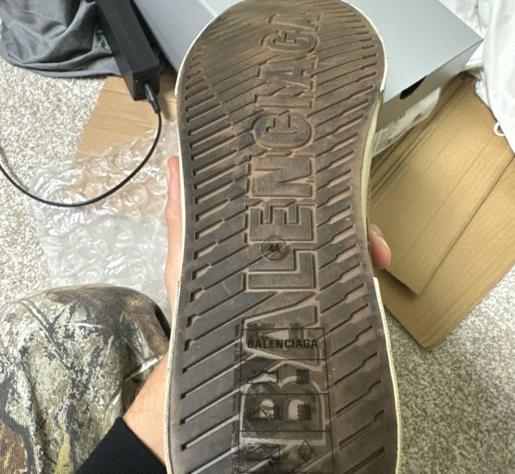 Balenciaga Paris Sneakers monogram