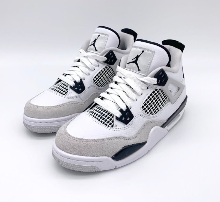 Jordan 4 Retro " Military Black " - DH6927-111