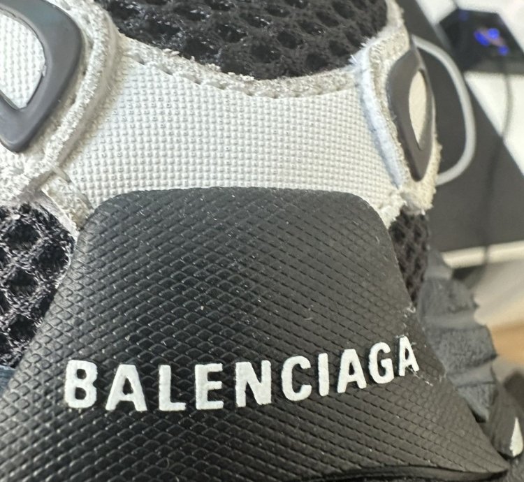 Balenciaga platform reduced sneaker 43 US10 BNWT