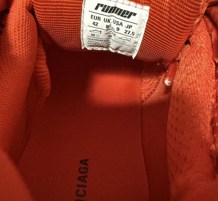 Balenciaga Red Runner Sneaker (42)