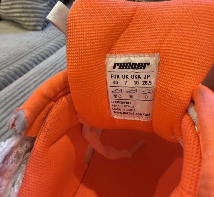 Balenciaga Runner Fluo Orange and White Size 40