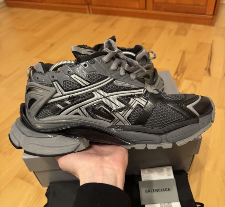 Balenciaga Runner Grey