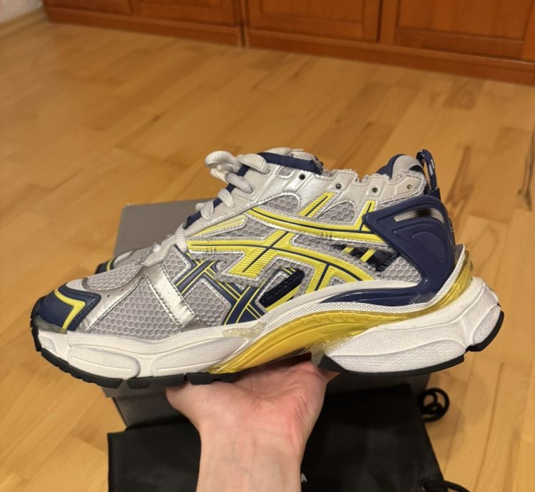 Balenciaga Runner Grey Yellow Blue