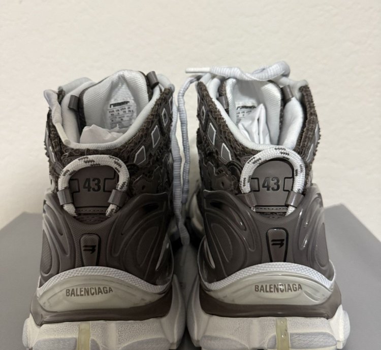 Balenciaga Runner High Top Sneaker Brown (43)