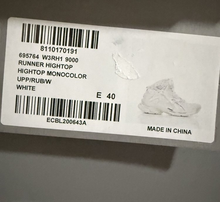 Balenciaga Runner High Top Sneaker White (42)