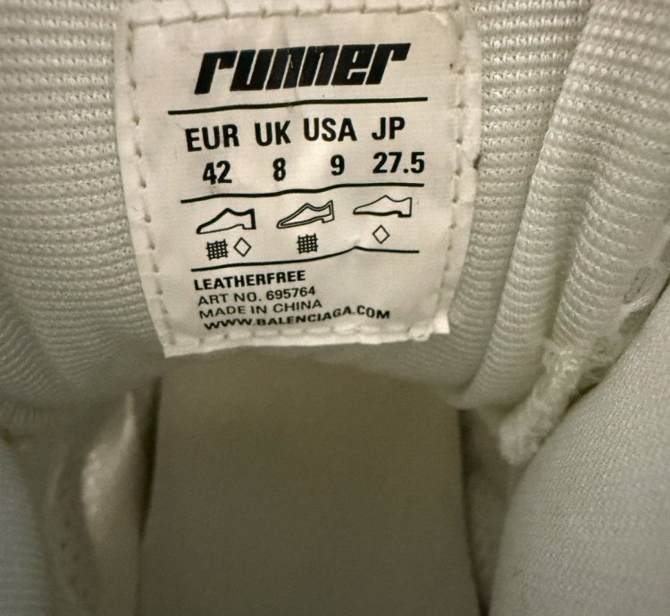 Balenciaga Runner High Top Sneaker White (42)