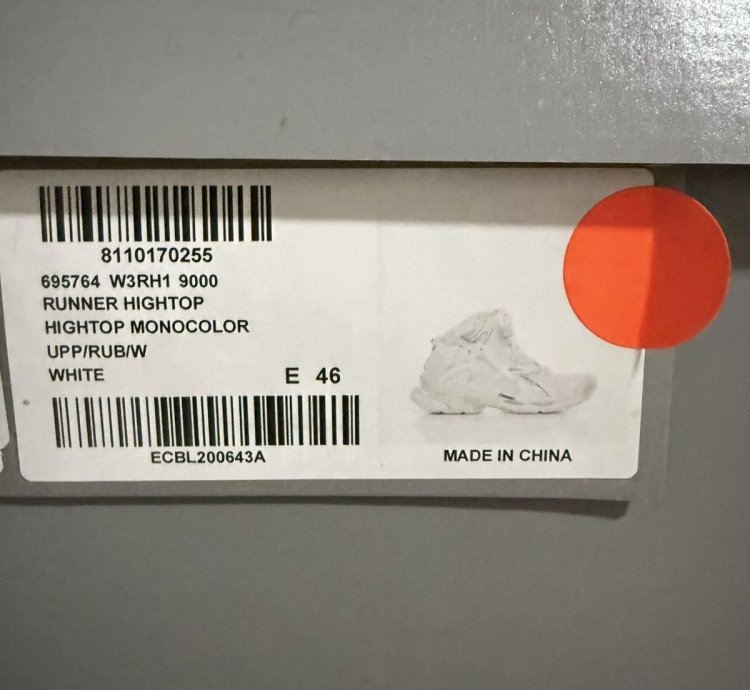 Balenciaga Runner High Top Sneaker White (42)