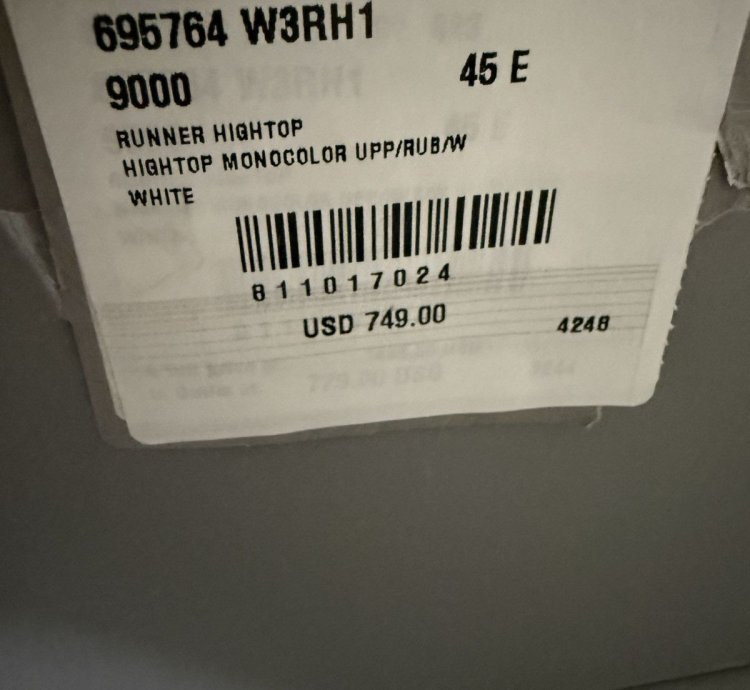 Balenciaga Runner High Top Sneaker White (45)