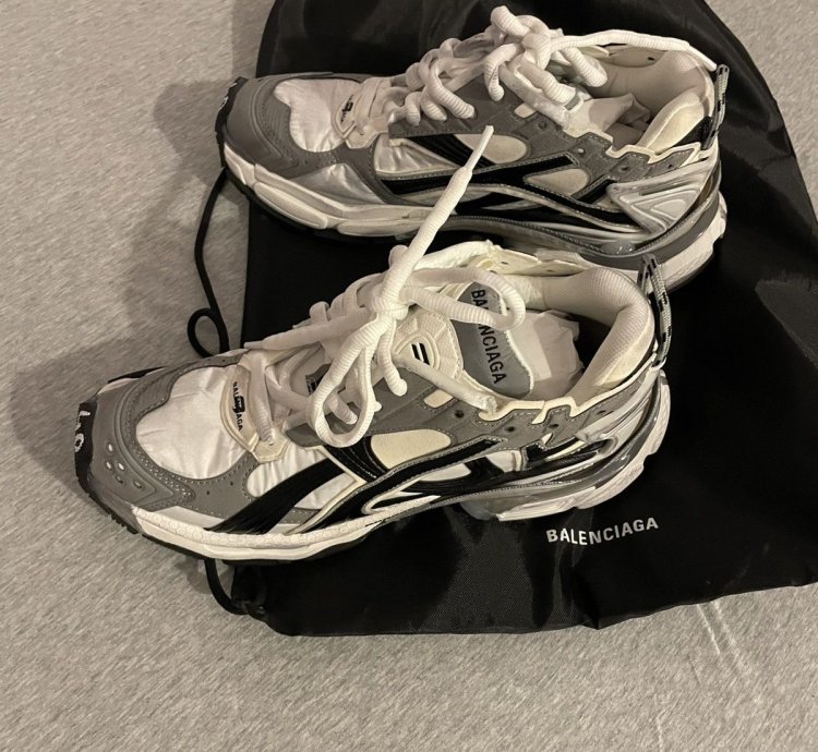 Balenciaga Runner Lace-Up Sneakers