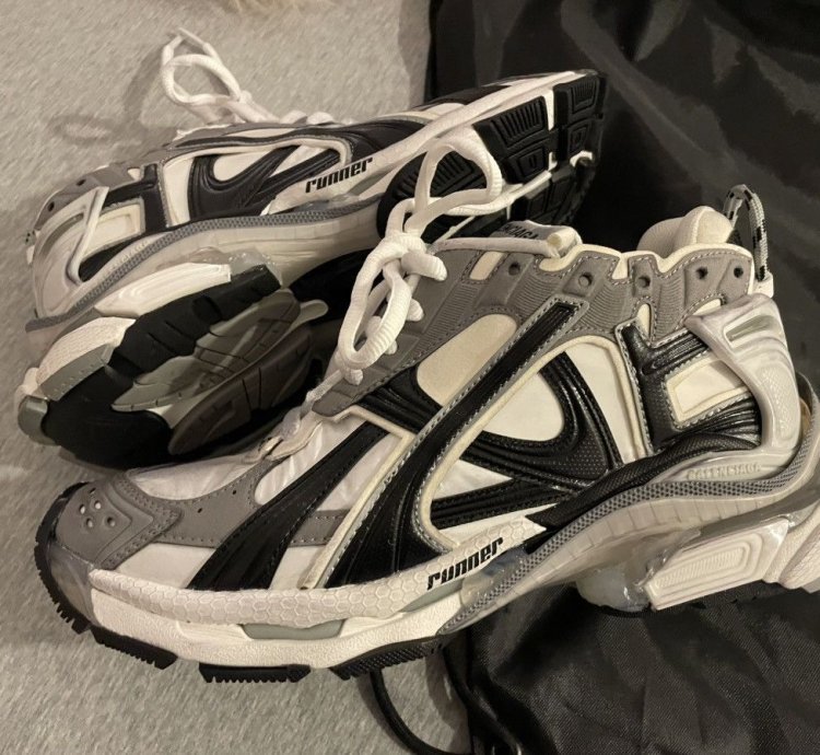 Balenciaga Runner Lace-Up Sneakers