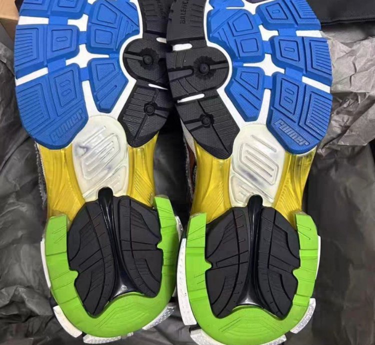 Balenciaga Runner Multicolor