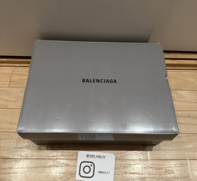 Balenciaga Runner Pink White sz 40