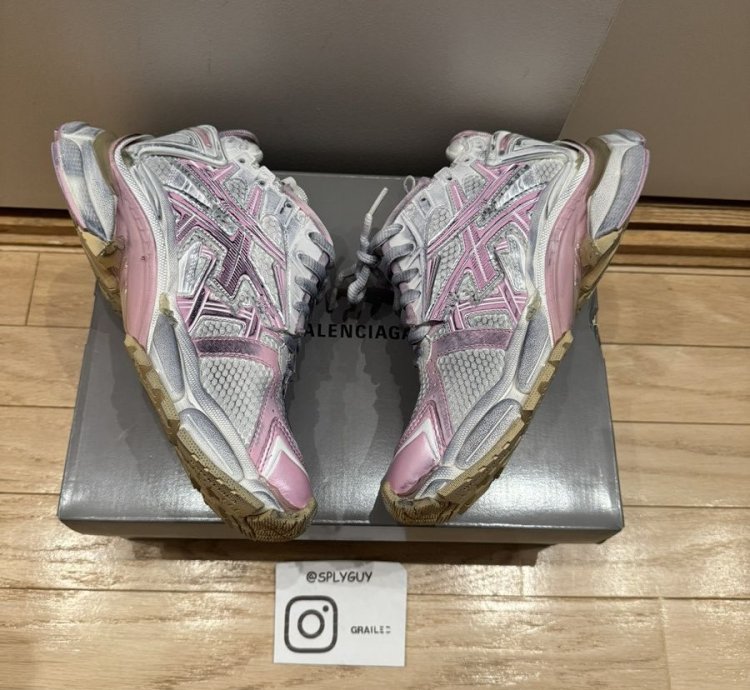 Balenciaga Runner Pink White sz 40