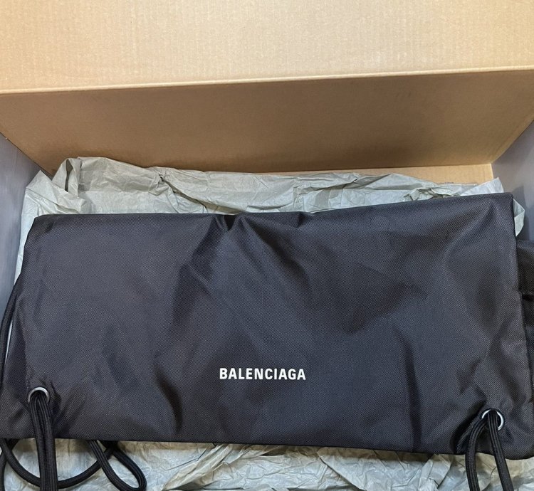 Balenciaga Runner Sneaker (Fluo Green)