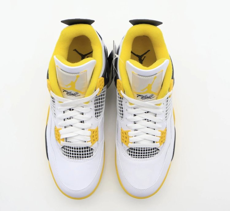 Nike Air Jordan 4 Retro Vivid Sulfur Coconut Milk Yellow AQ9129-101