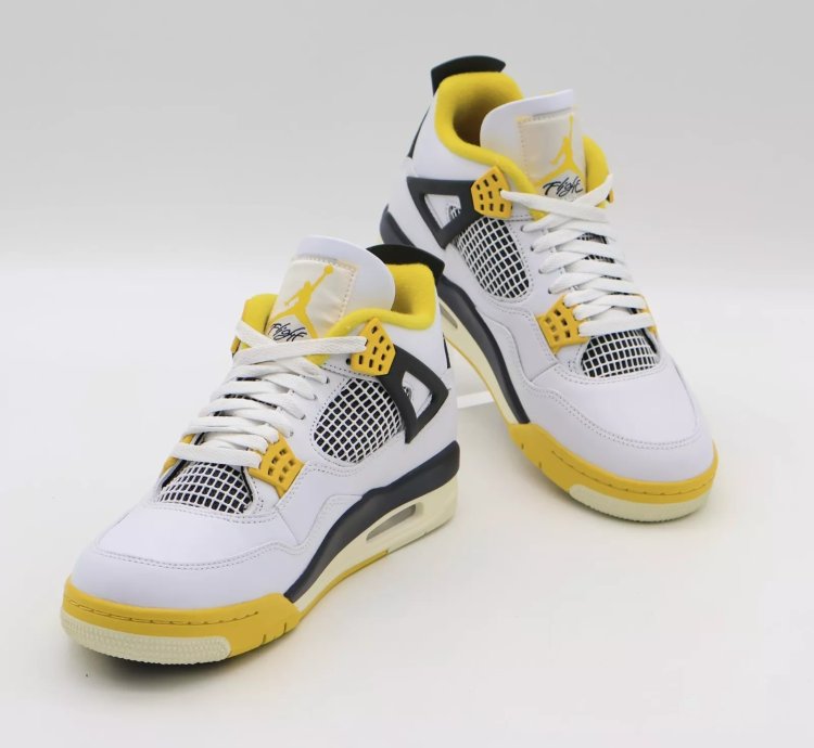 Nike Air Jordan 4 Retro Vivid Sulfur Coconut Milk Yellow AQ9129-101