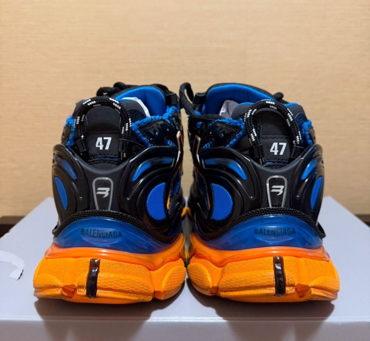 Balenciaga Runner Sneaker Blue Orange (47)