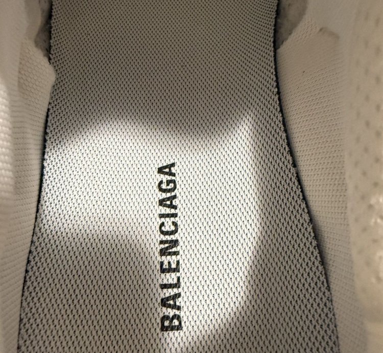 Balenciaga Runner Sneaker White (40)