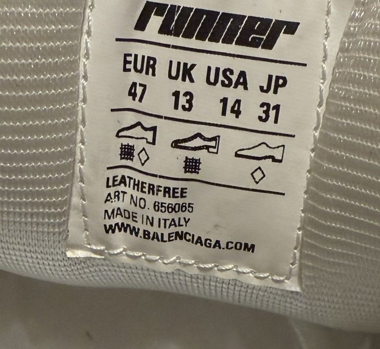 Balenciaga Runner Sneaker White (47)