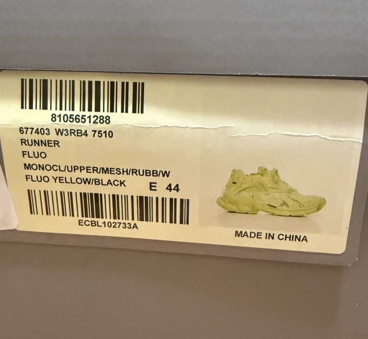 Balenciaga Runner Sneaker Yellow (44)