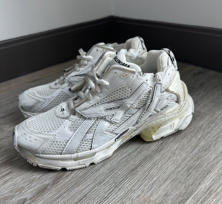Balenciaga Runner Sneakers