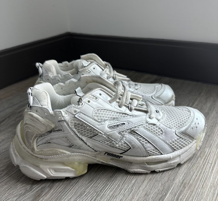 Balenciaga Runner Sneakers