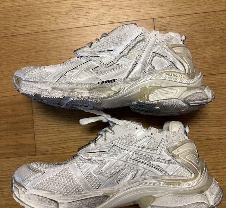 Balenciaga Runner Sneakers size 44