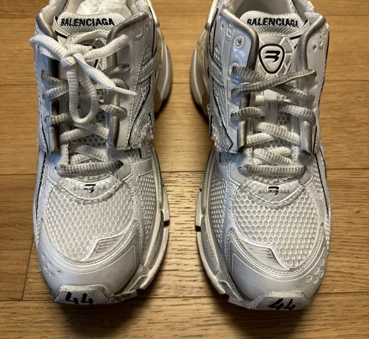 Balenciaga Runner Sneakers size 44