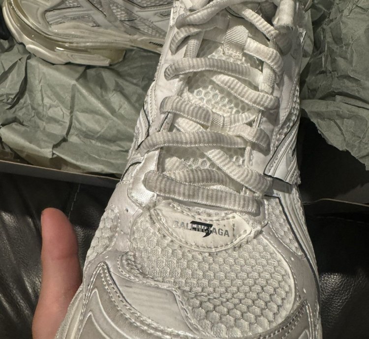 Balenciaga Runner White