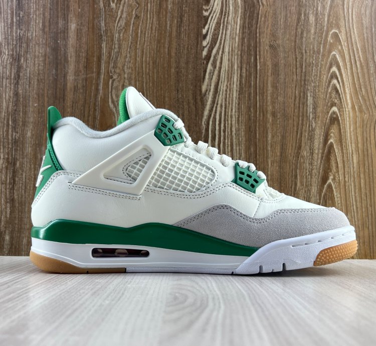 Jordan 4 Retro SB " Pine Green "