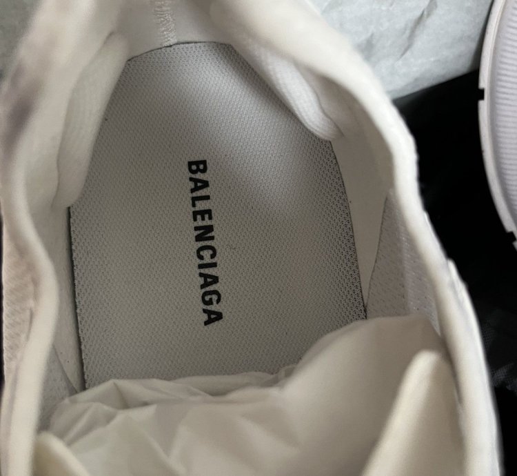 Balenciaga Sneakers Circuit