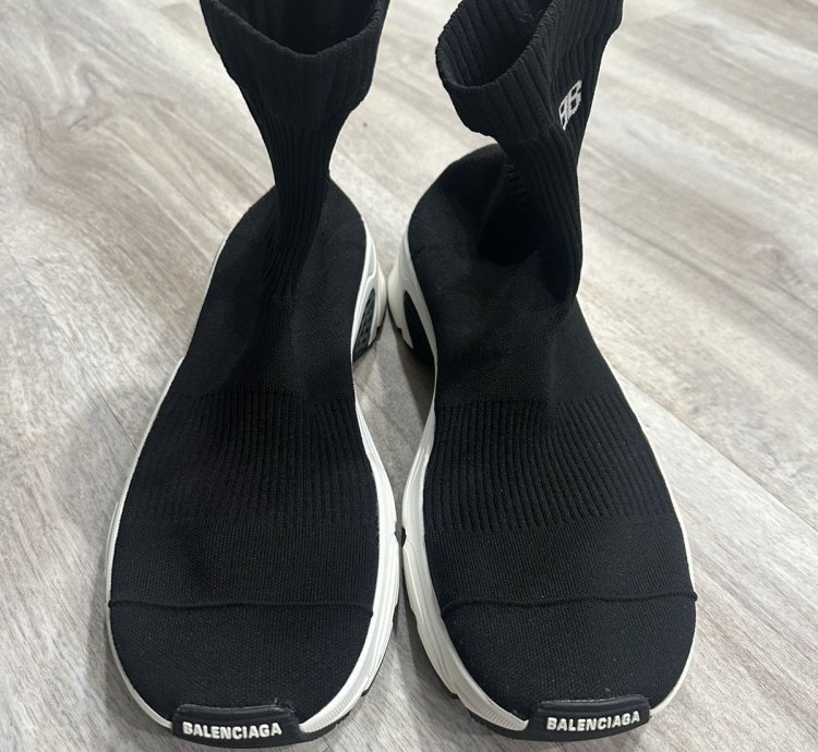 Balenciaga Speed Runner