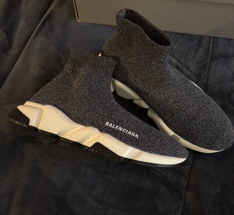 Balenciaga speed trainer