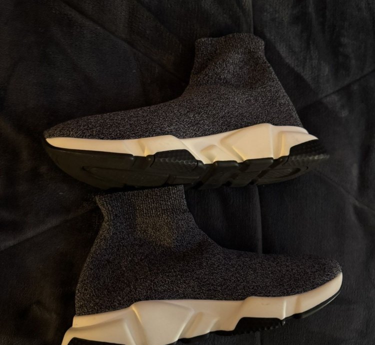 Balenciaga speed trainer