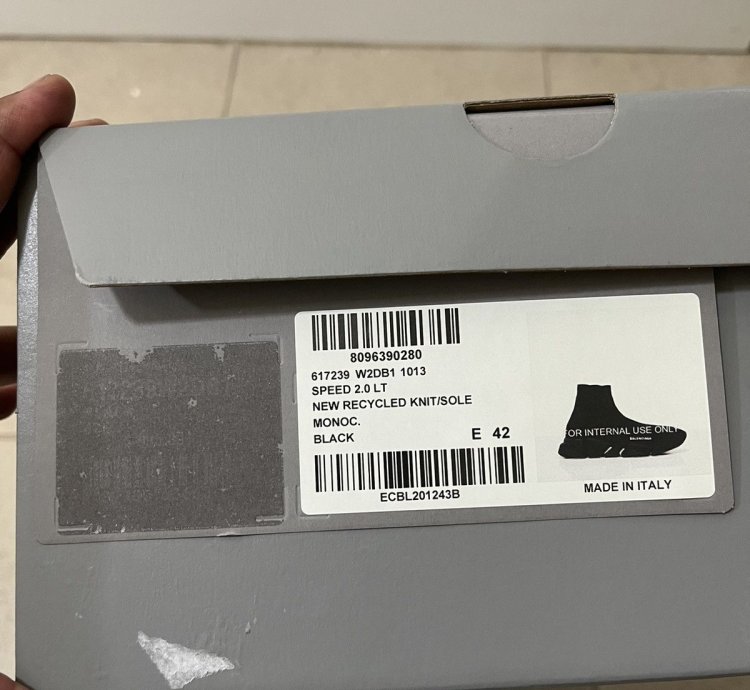 Balenciaga Speed Trainers sz 42(9us)
