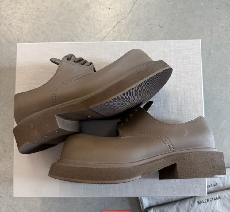 Balenciaga Steroid Derby Shoes Khaki