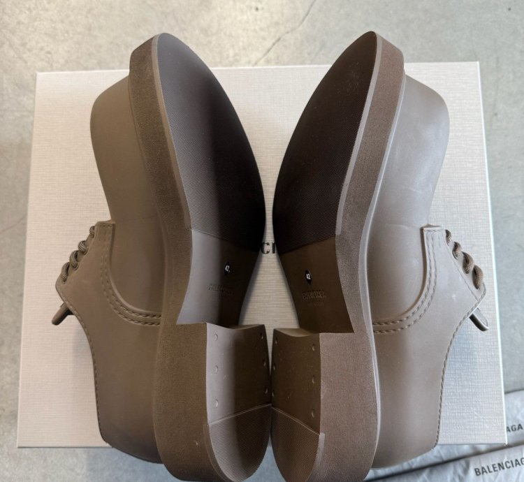 Balenciaga Steroid Derby Shoes Khaki