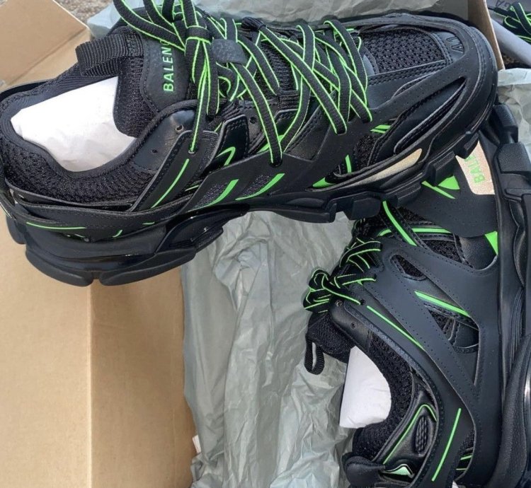 Balenciaga Track