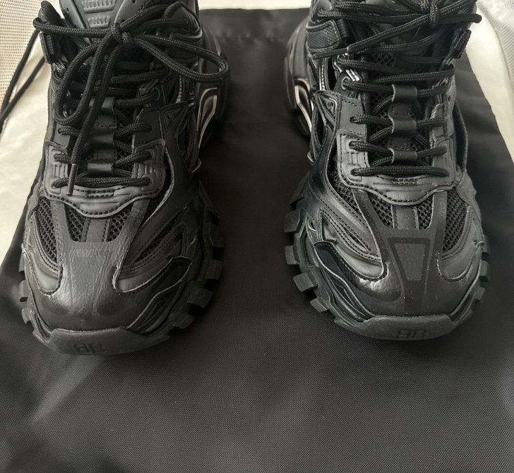 Balenciaga Track 2