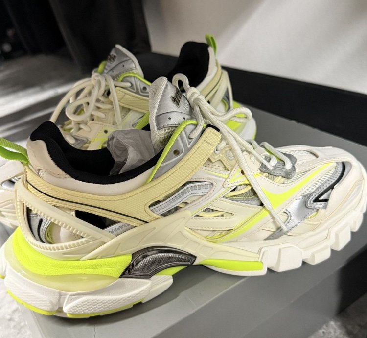 Balenciaga Track 2 0 Sneakers