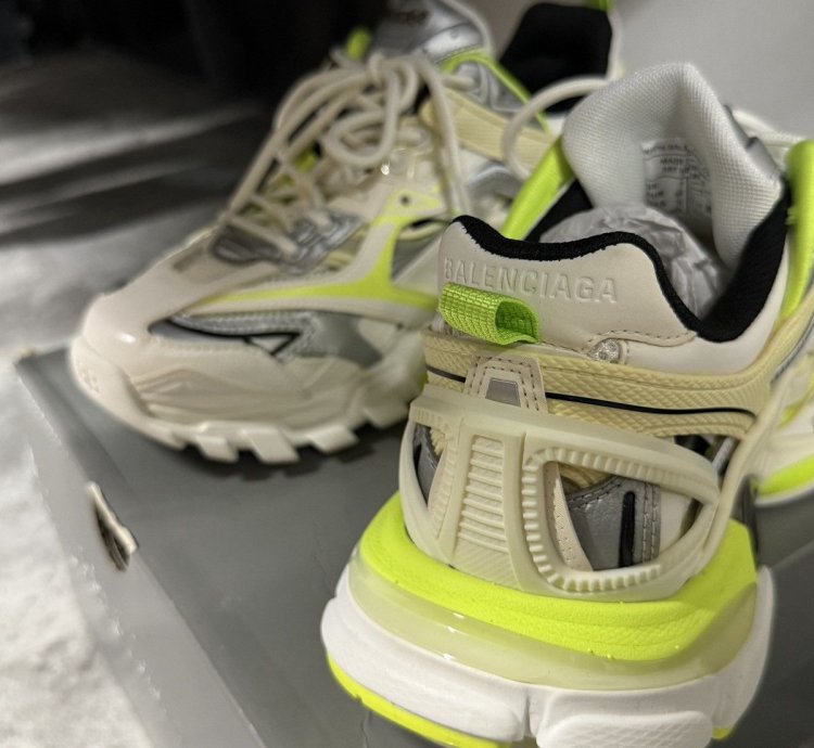 Balenciaga Track 2 0 Sneakers