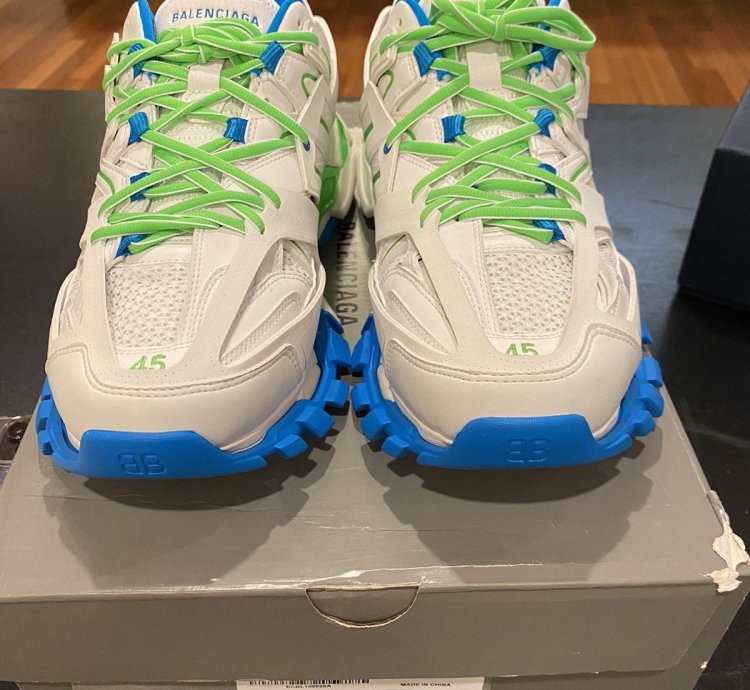 Balenciaga Track 45