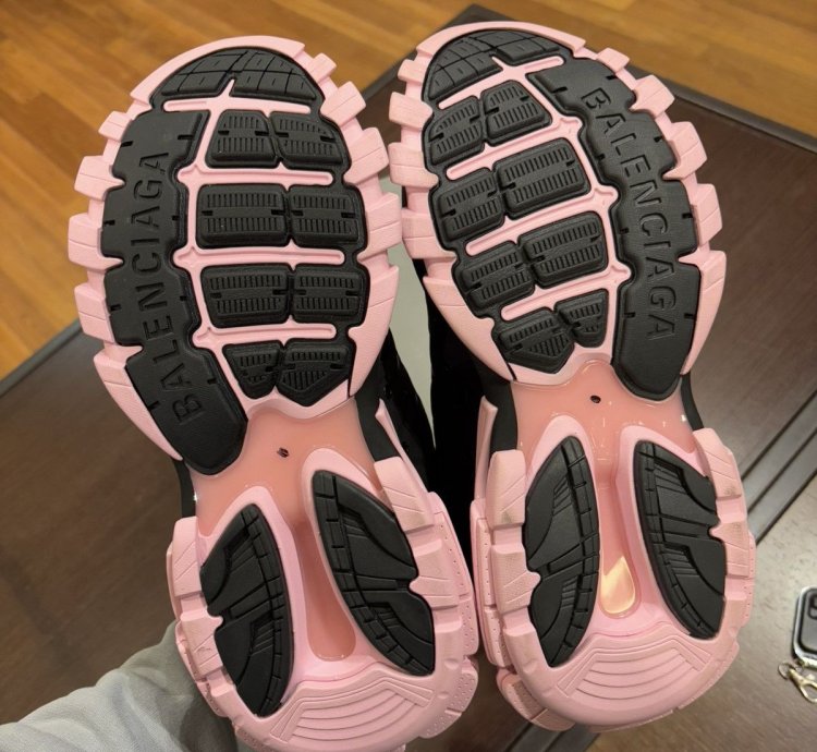 Balenciaga Track Black Pink