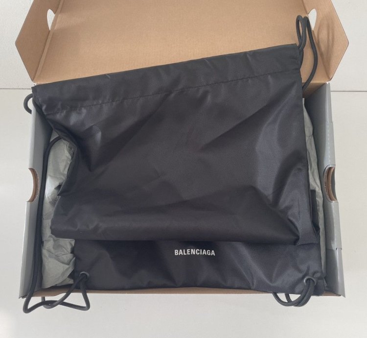 Balenciaga track blue eu42 purple
