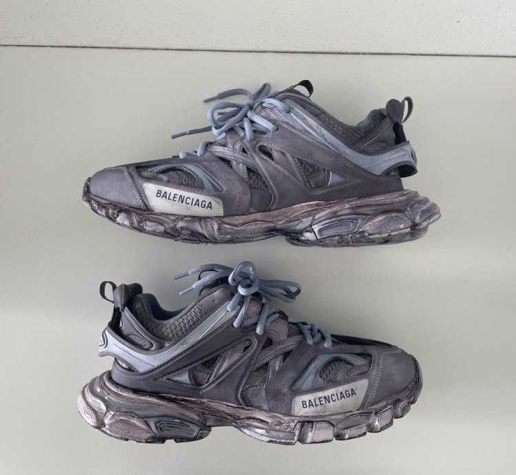 Balenciaga track blue eu42 purple