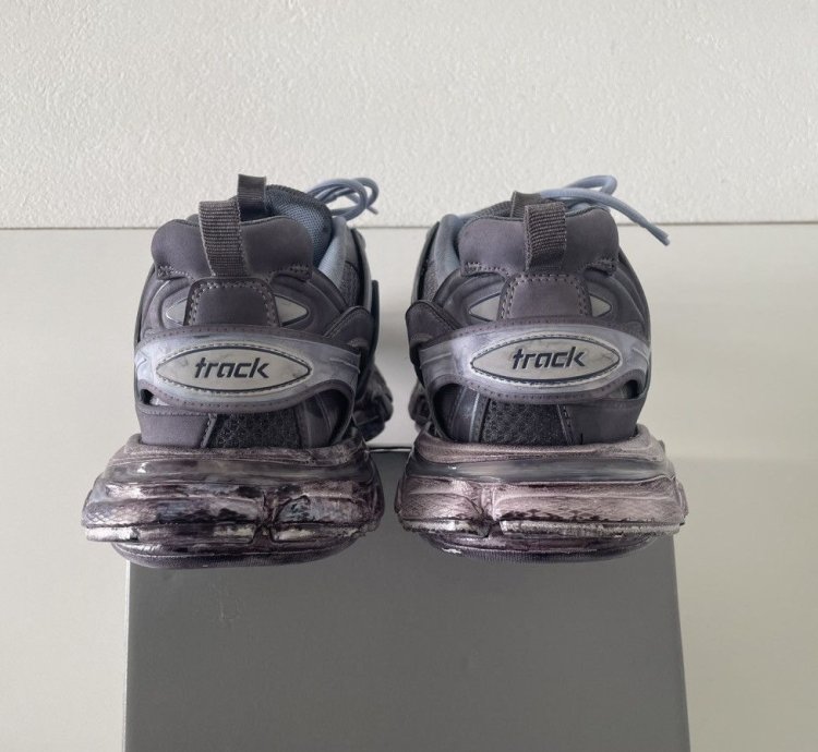 Balenciaga track blue eu42 purple