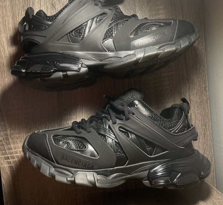 Balenciaga Track Clear Sole