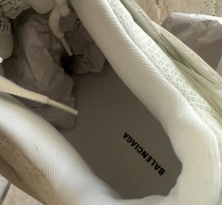 Balenciaga Track glow