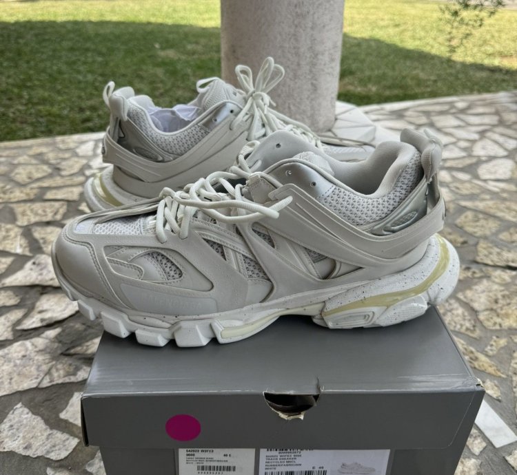Balenciaga Track glow bundle of 2 pairs
